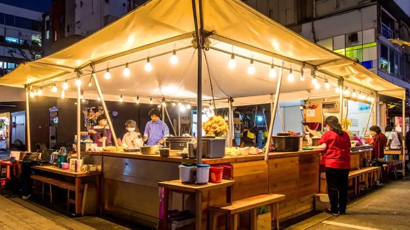 Hygienic Street Food Hubs Are Coming To 18 Indian Cities & Foodies Have A Reason To Rejoice